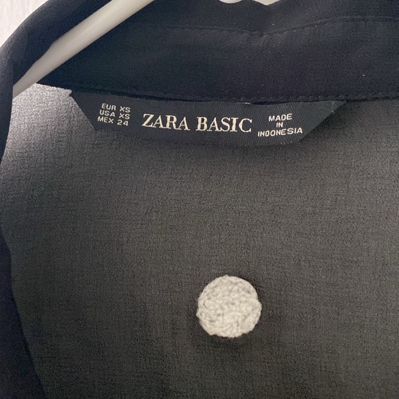 ZARA Blouse. Sz XS fits like a small. Black. Sheer. Like new. - Picture 4 of 7